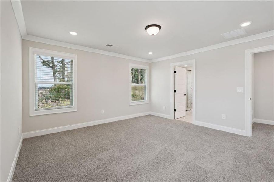 Spacious, unfurnished interior of a new home in Hemingway - Reserve Series, Cumming (Image 36).