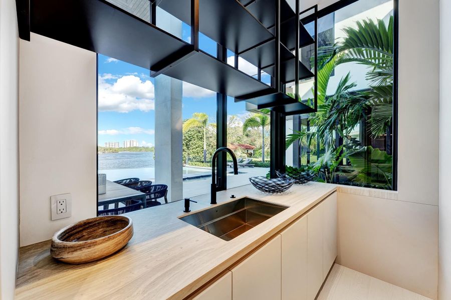 Image00042 Image00042