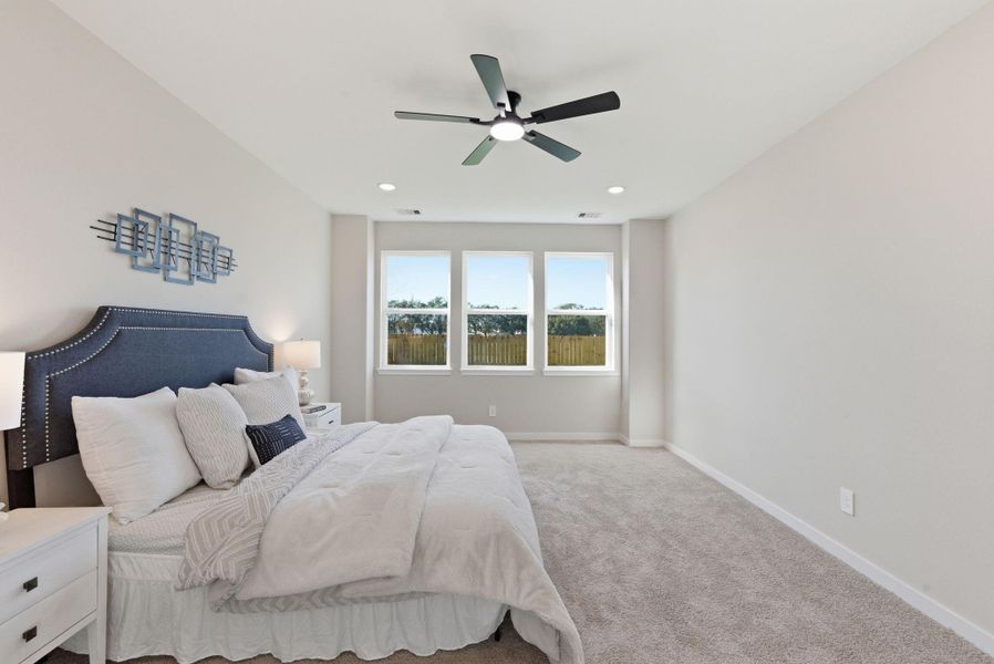 Furnished interior view inside a new home in , Fresno (Image 30).