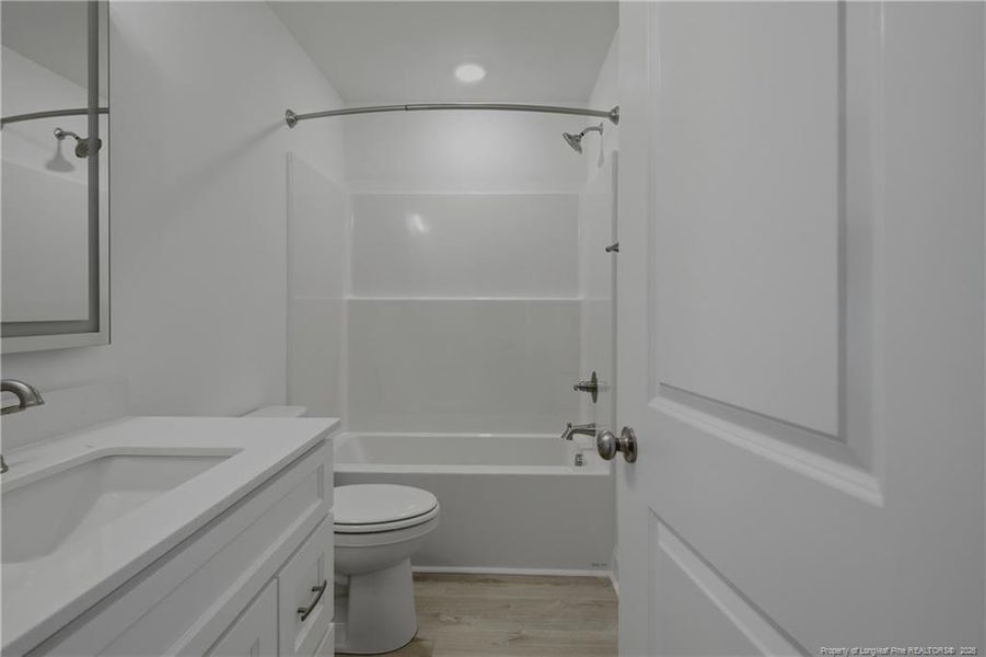 Photo 16