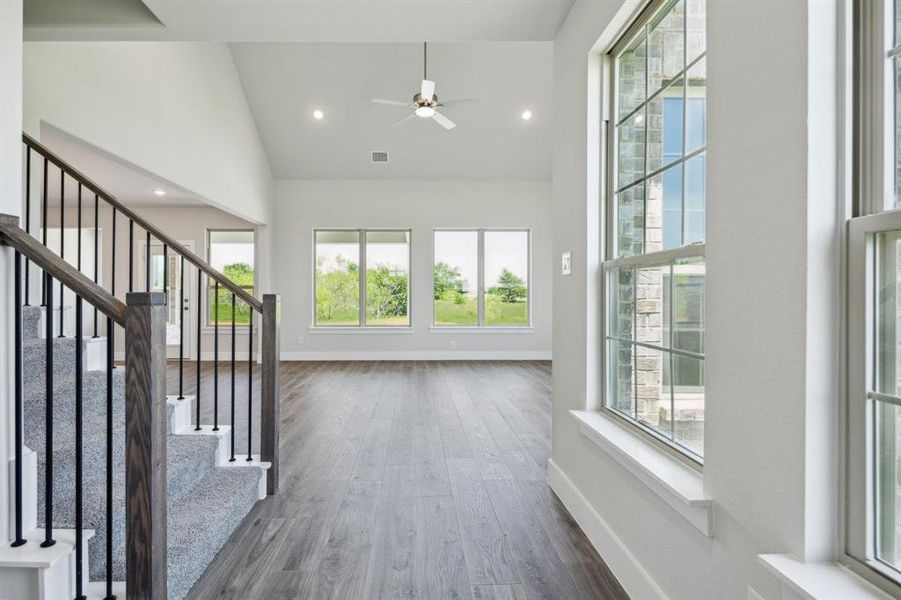 Spacious, unfurnished interior of a new home in Ellis Ranch Estates, Waxahachie (Image 25).