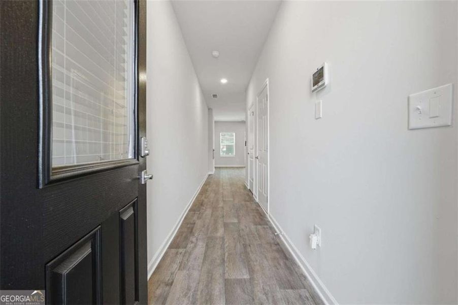 Spacious, unfurnished interior of a new home in Parkway James, Snellville (Image 23). Spacious, unfurnished interior of a new home in Parkway James, Snellville (Image 23).
