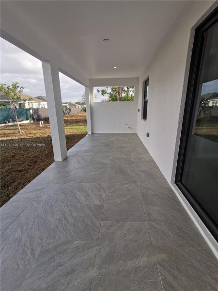 Exterior details and patio area of a home in , Cape Coral (Image 3).