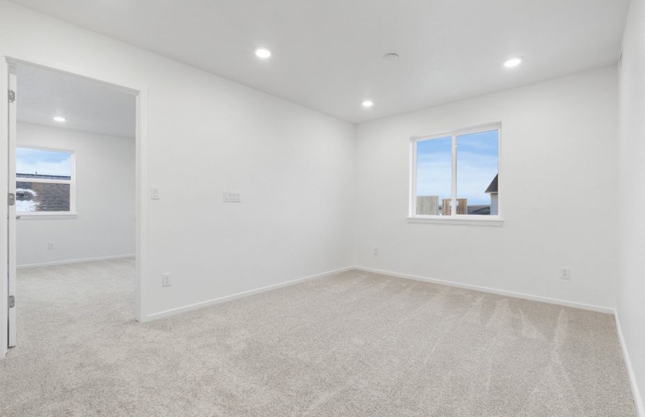 Spacious, unfurnished interior of a new home in Wolf Creek Run West, Strasburg (Image 20). Spacious, unfurnished interior of a new home in Wolf Creek Run West, Strasburg (Image 20).