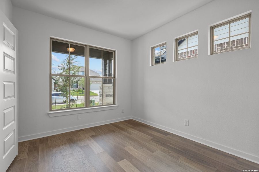 Spacious, unfurnished interior of a new home in Stillwater Ranch, San Antonio (Image 19). Spacious, unfurnished interior of a new home in Stillwater Ranch, San Antonio (Image 19).