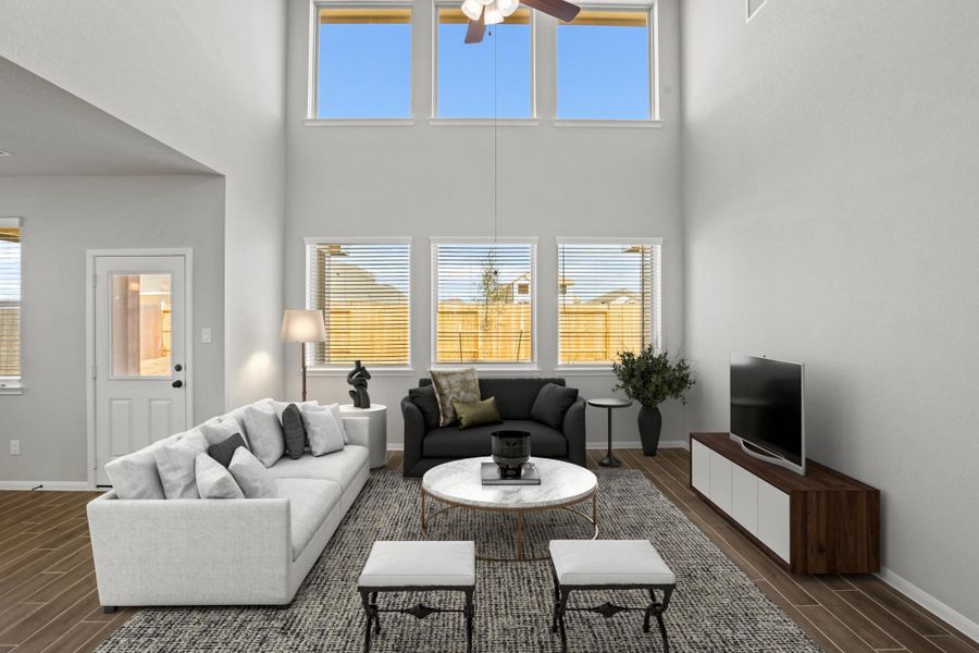 Impressive two-story great room (*Photo not of actual home and used for illustration purposes only.)