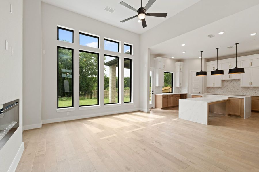 Representative photo of the kitchen with the optional breakfast bar.