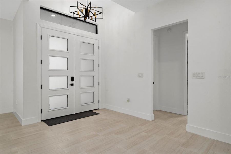 Spacious, unfurnished interior of a new home in , New Port Richey (Image 23).