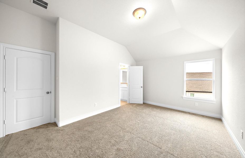 Spacious, unfurnished interior of a new home in Artavia 70′, Conroe (Image 26). Spacious, unfurnished interior of a new home in Artavia 70′, Conroe (Image 26).