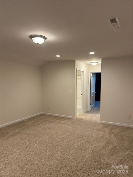 Spacious, unfurnished interior of a new home in , Mooresville (Image 19).
