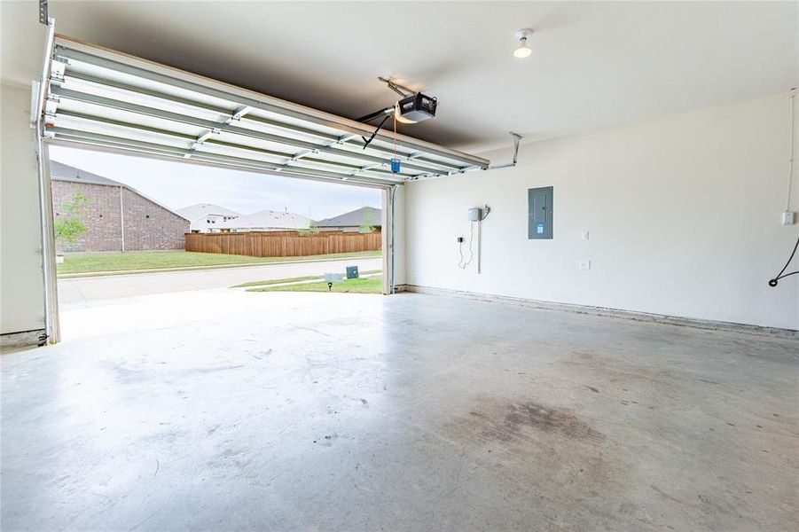 Spacious, unfurnished interior of a new home in , Celina (Image 23).