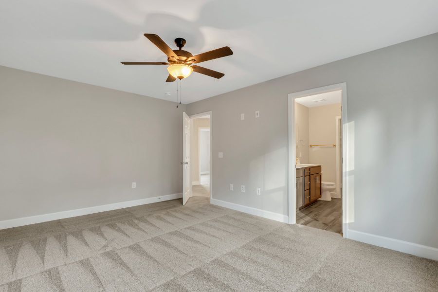 Spacious, unfurnished interior of a new home in New Haven At Belmont Glen, Guyton (Image 37).