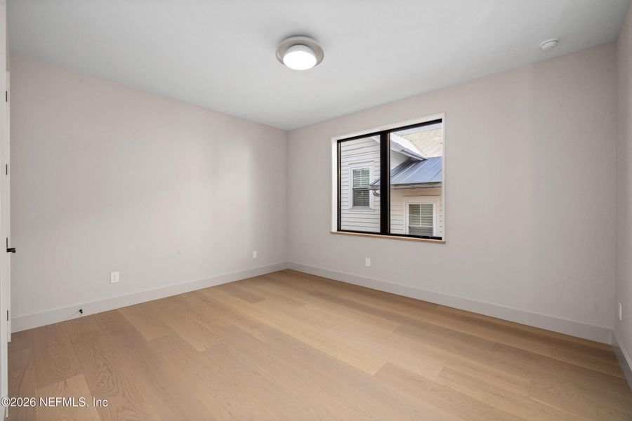 Spacious, unfurnished interior of a new home in , Atlantic Beach (Image 23).