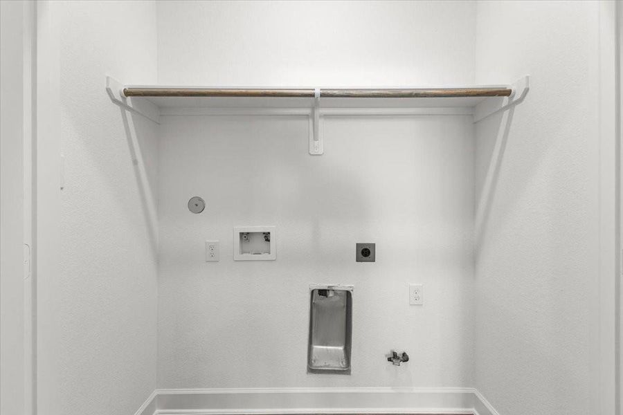 Spacious, unfurnished interior of a new home in , Houston (Image 27).