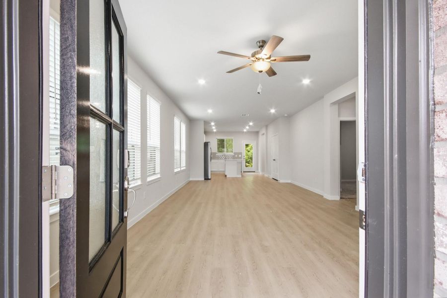 Spacious, unfurnished interior of a new home in Audubon, Magnolia (Image 16).