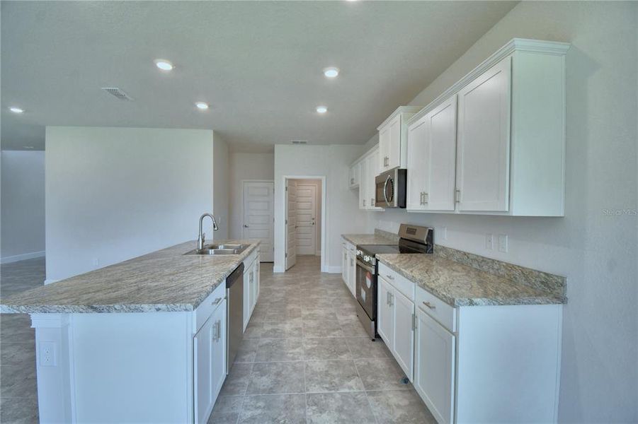 Image 13 of a home in Villamar. Image 13 of a home in Villamar.