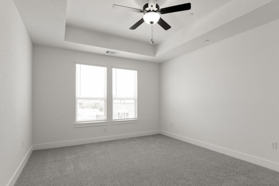 Spacious, unfurnished interior of a new home in Center 45, Round Rock (Image 27).