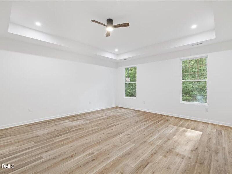 14-ISAB8047 14-ISAB8047