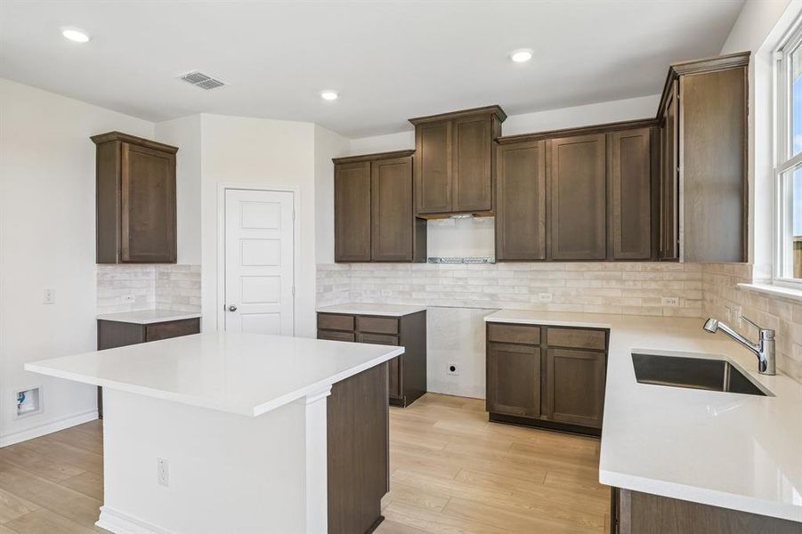 Furnished interior view inside a new home in Cottonwood Creek, Seagoville (Image 10).