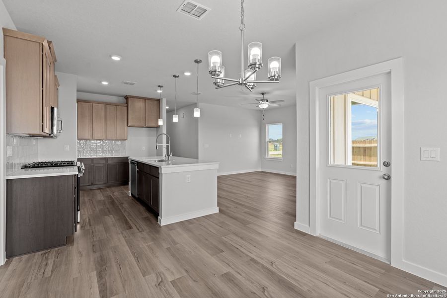 Furnished interior view inside a new home in Weltner Farms 50’s, New Braunfels (Image 11).