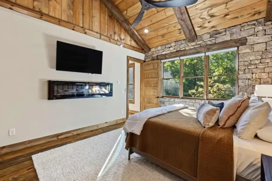 Furnished interior view inside a new home in , Blue Ridge (Image 15).
