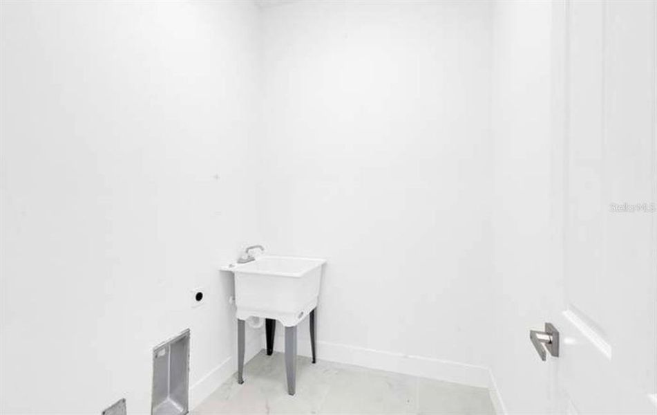 Spacious, unfurnished interior of a new home in , Lehigh Acres (Image 15). Spacious, unfurnished interior of a new home in , Lehigh Acres (Image 15).