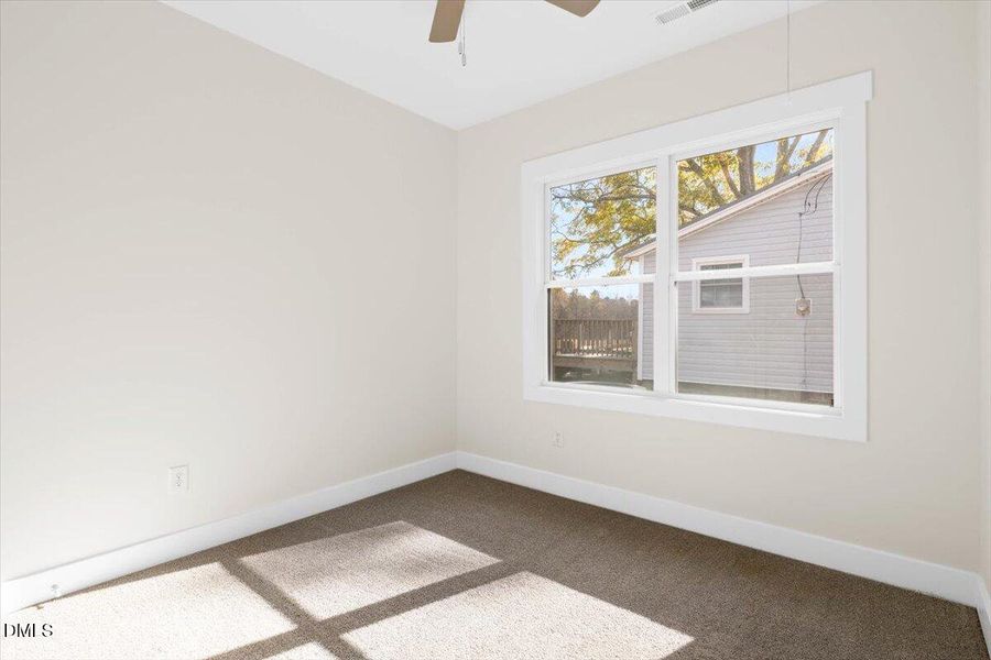 19-10393 S Spruce - Open Peek Media-19