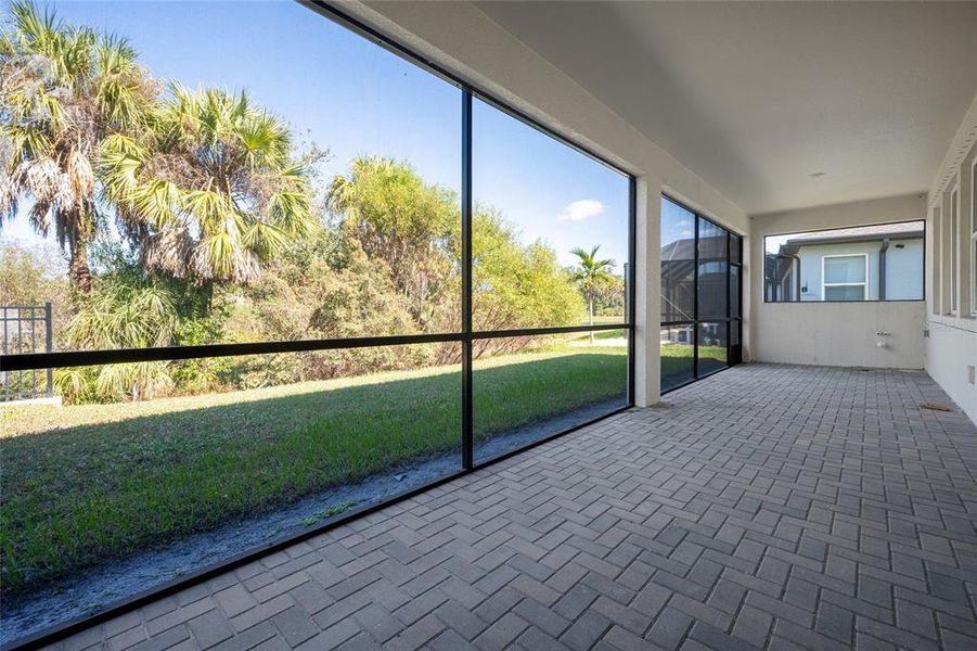 Exterior details and patio area of a home in , Palmetto (Image 34).