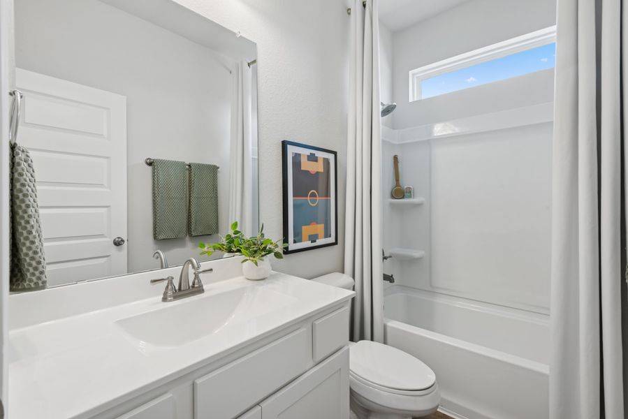 The Princeton II- Upstairs Hall Bath 3