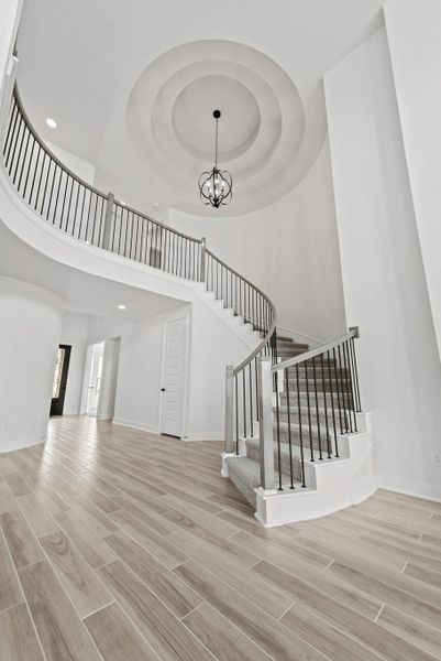 Representative image. Features, specifications, selections and colors may vary. Representative image. Features, specifications, selections and colors may vary.