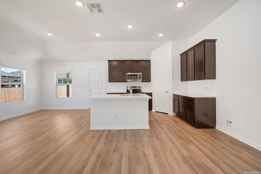 Furnished interior view inside a new home in Greenspoint Heights, Seguin (Image 8). Furnished interior view inside a new home in Greenspoint Heights, Seguin (Image 8).