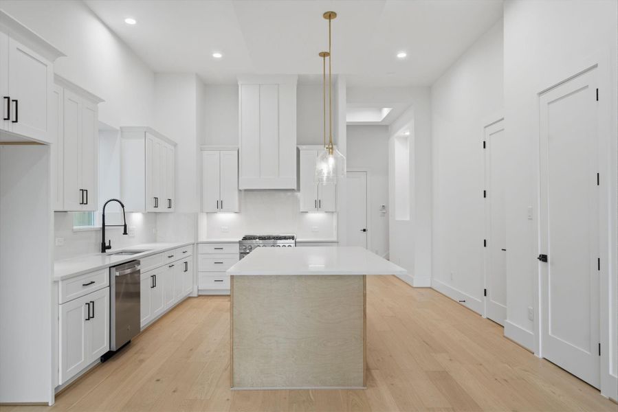 Furnished interior view inside a new home in , Houston (Image 16).