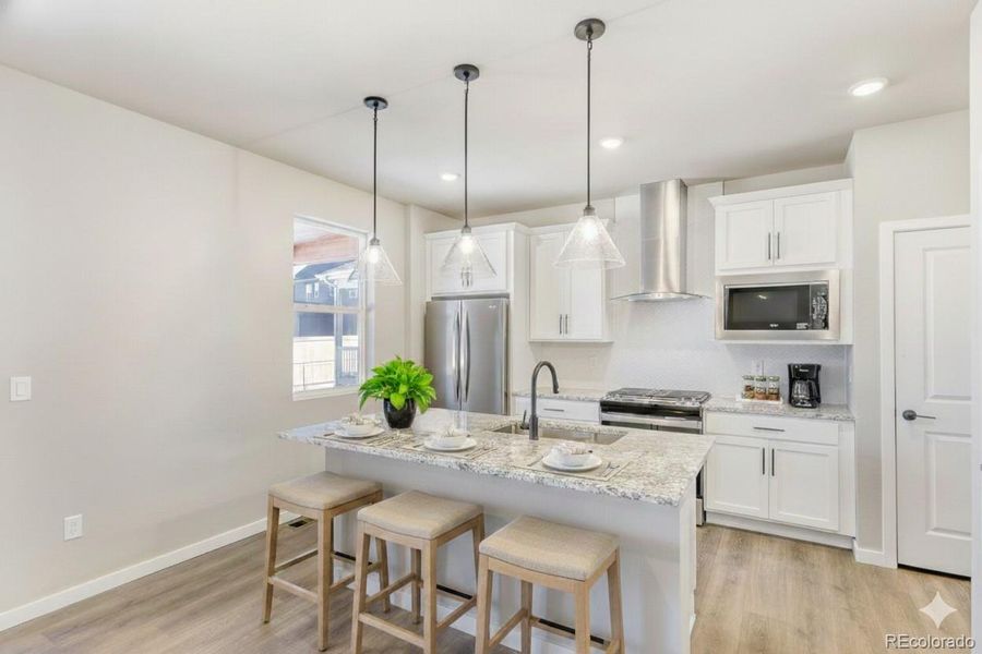 CHEF KITCHEN - STAGED