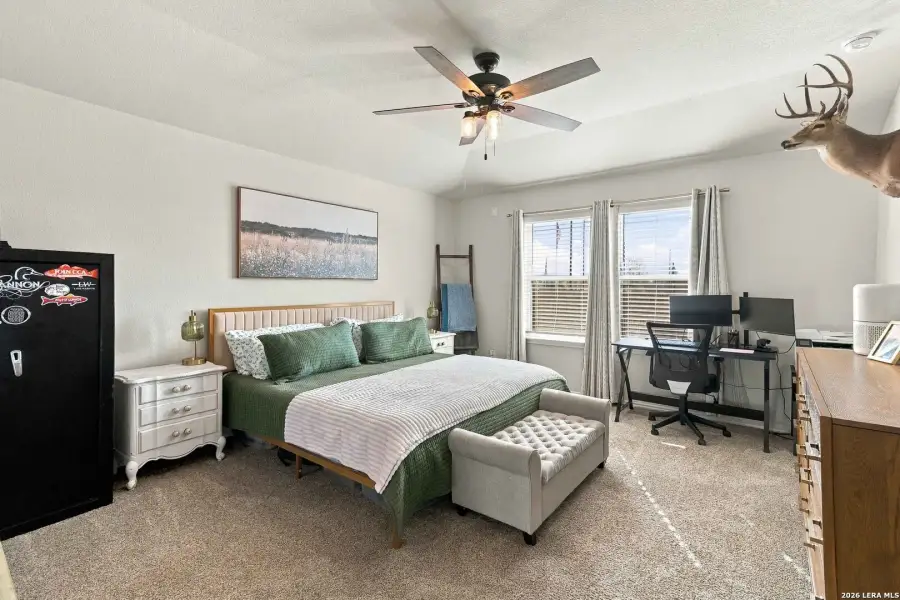 Furnished interior view inside a new home in Winding Creek, New Braunfels (Image 9).