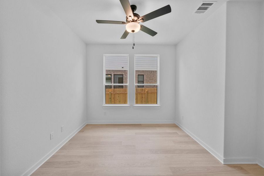 4br New Home in Liberty Hill, TX.  - Slide 32