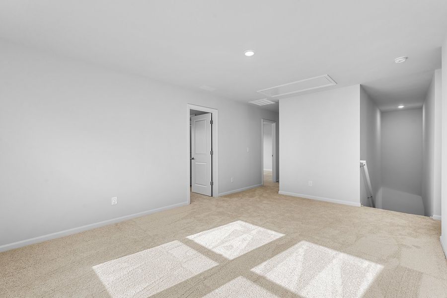 Spacious, unfurnished interior of a new home in Bell West, Kernersville (Image 31).