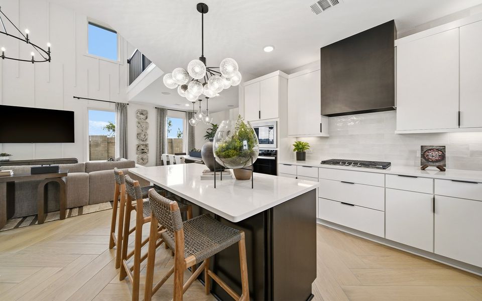 Representative furnished interior of a home built from the Haverford by Brookfield Residential in Midline, Webster (Image 9).