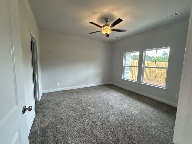Spacious, unfurnished interior of a new home in Windsor, North Augusta (Image 18).
