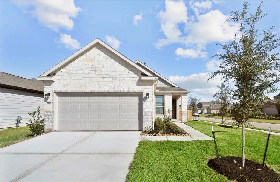 Don't miss the opportunity to make 19814 Corberry Park Lane your own—call today to schedule your private showing!