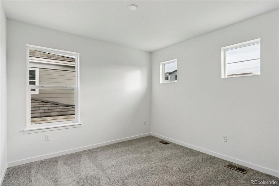Spacious, unfurnished interior of a new home in The Summit at Meridian, Englewood (Image 18).