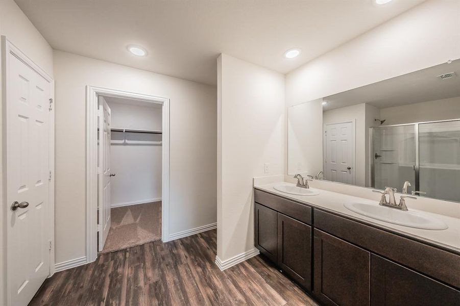 Furnished interior view inside a new home in Craftsman’s Corner, Cleburne (Image 14).