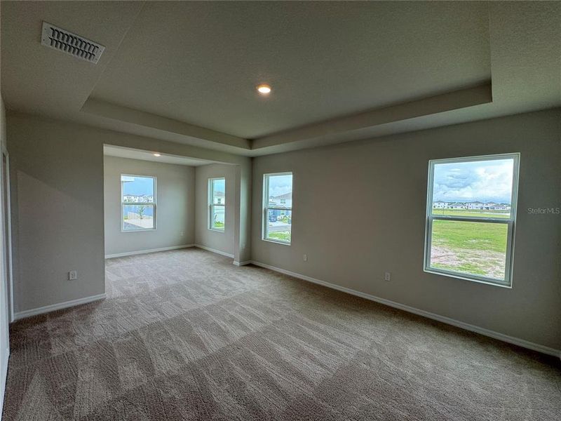Spacious, unfurnished interior of a new home in Solera at Lakewood Ranch, Bradenton (Image 19).