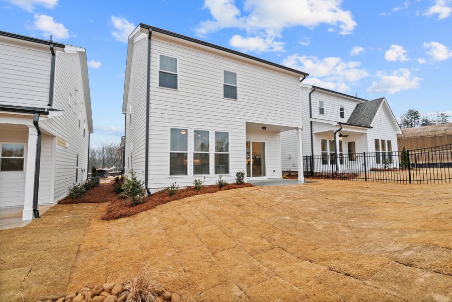 Representative exterior details of a home built from the The Cantrell by The Providence Group in Aberdeen, Hoschton (Image 22).