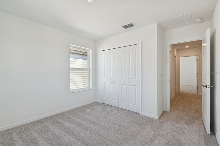 Spacious, unfurnished interior of a new home in Southpointe, Palmetto (Image 21).