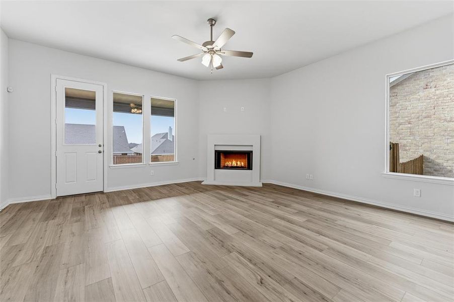 Spacious, unfurnished interior of a new home in Liberty Pointe, Gainesville (Image 16).