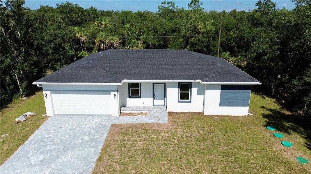 Exterior details and patio area of a home in , Port Charlotte (Image 2). Exterior details and patio area of a home in , Port Charlotte (Image 2).