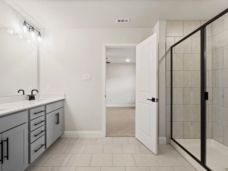 Image 30 of a home in Lake Park Villas.