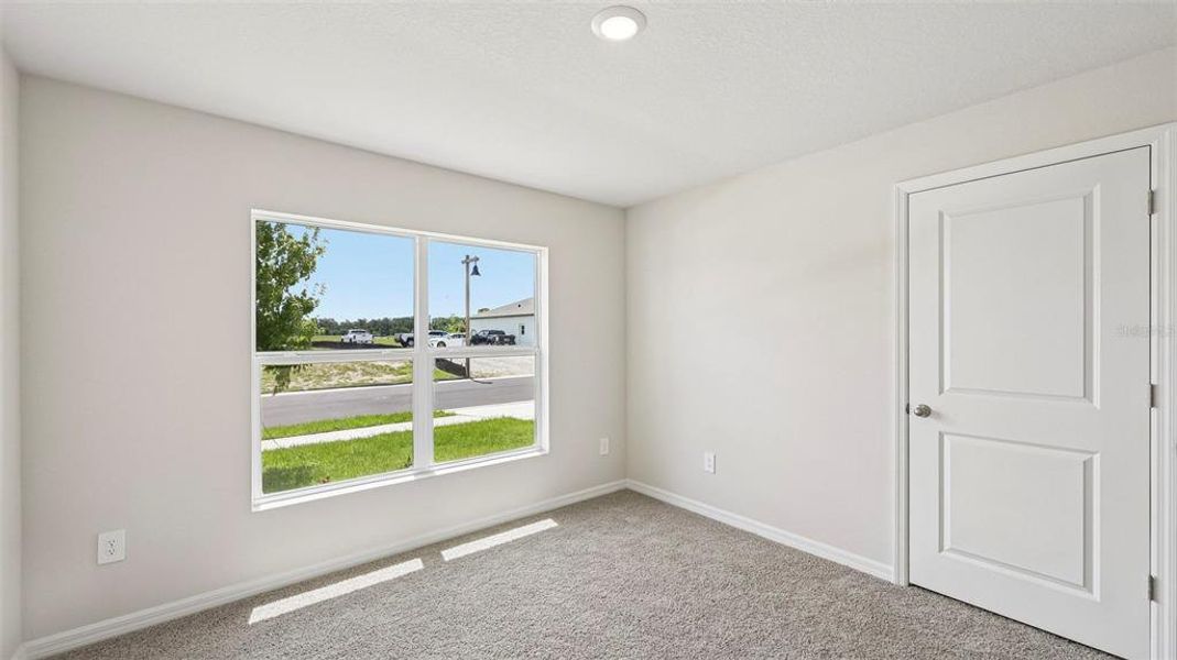 Spacious, unfurnished interior of a new home in Rye Crossing, Parrish (Image 30).