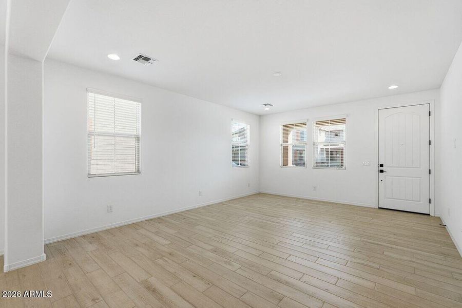 hj-az-phoenix-parkside-villas-cc-rm1-lot