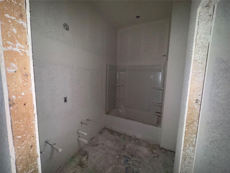 In-progress construction of a new home in Rolling Glen, Hutto, TX (Image 18).